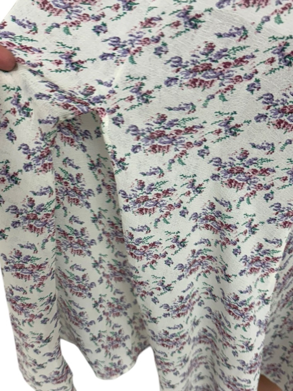 Nasty Gal Ditsy Floral Maxi Dress V Neck Puff Sleeve Slit Size 8 in Lavender - Picture 9 of 11